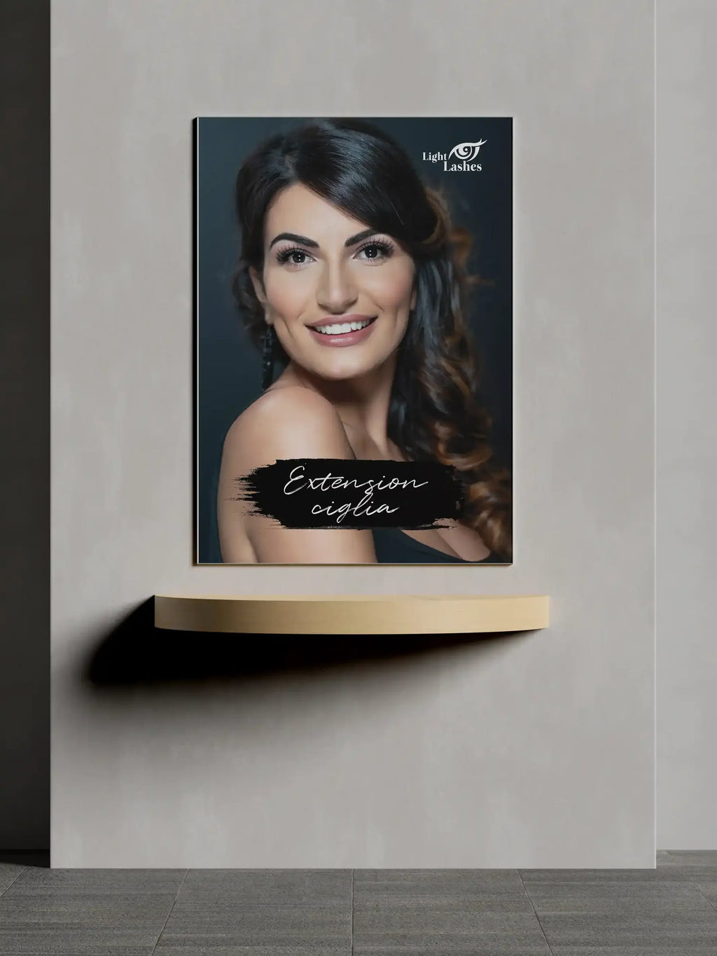 LIGHT LASHES® POSTER KIM KARDASHIAN'S – Póster Profesional para Extensiones de Pestañas 70 × 100 cm